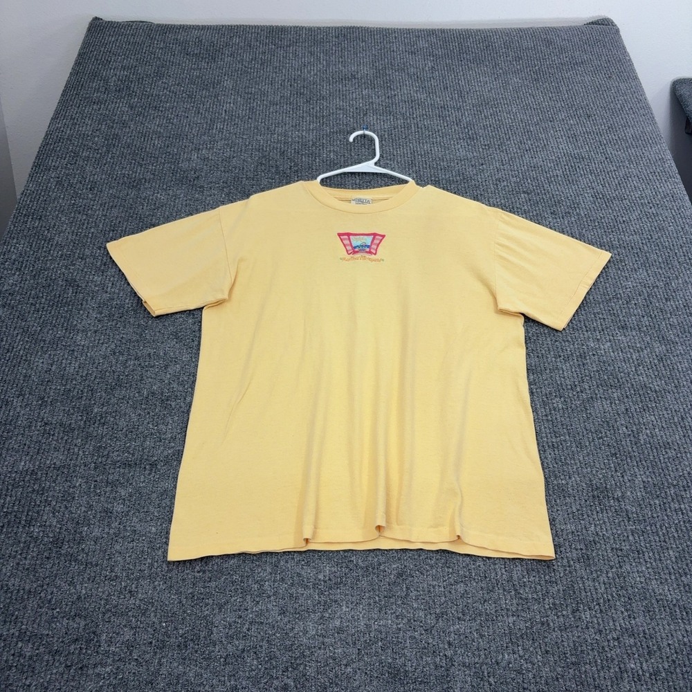 Vintage Oneita T Shirt Mens Medium Yellow Cotton Martha's Vineyard Beach Coastal
